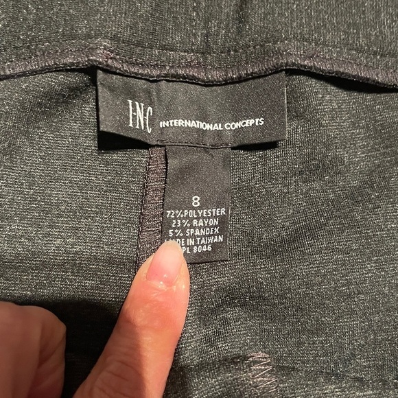 Inc grey skinny leg pants size 8 Petite ❤️Host pick❤️ - Picture 3 of 5